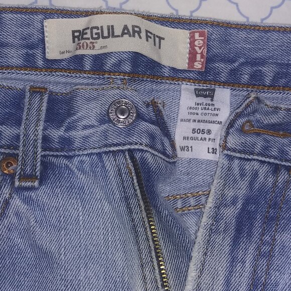 Men's Vintage 90's Levis 505 Light Blue Denim Jeans Size 31x32 - Picture 4 of 6